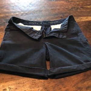 Navy boyfriend roll-up shorts by Gap, sz 10